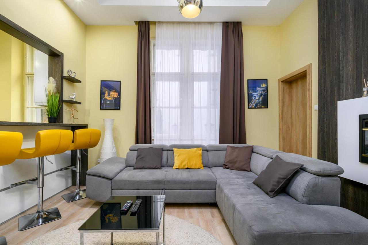 Downtown Deluxe-Two Bedroom Apartment With Sauna Budapest Eksteriør billede