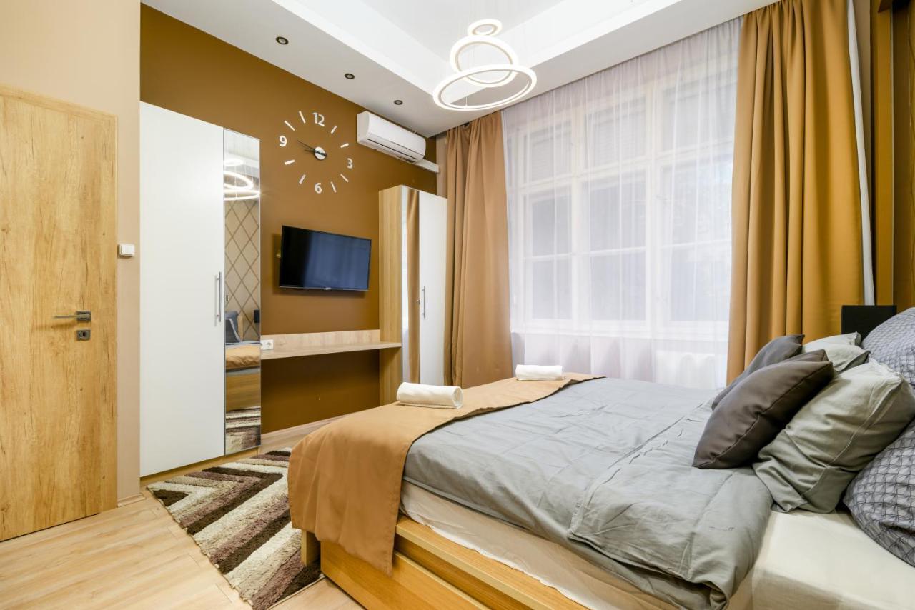 Downtown Deluxe-Two Bedroom Apartment With Sauna Budapest Eksteriør billede